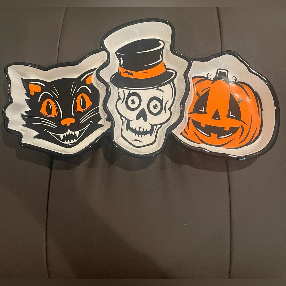 BURTON & BRANCH HALLOWEEN